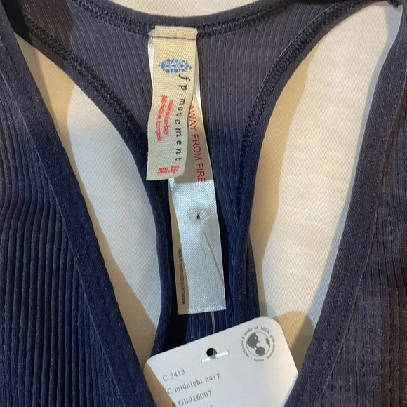 NWT FP Movement Free Throw Crop Top in midnight navy size XS - Picture 5 of 8